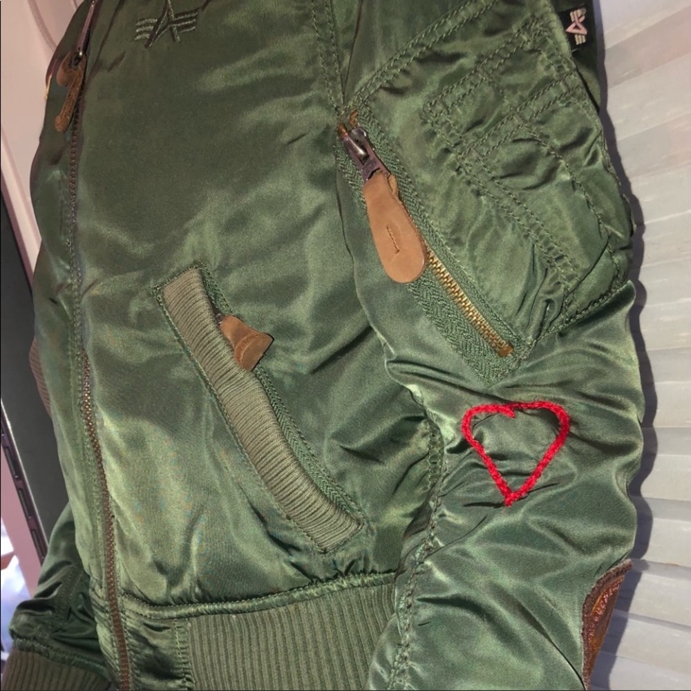 Alpha Industries Super Rare Size XS - Picture 6 of 9